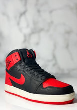 Load image into Gallery viewer, Sneaker Candle black and red
